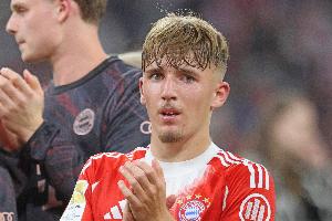 17歲210天，卡爾成為拜仁隊(duì)史德甲首發(fā)出場第二年輕球員