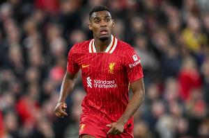 回聲報評分：?；倏?、赫拉芬8分，伊薩克、維爾茨替補(bǔ)獲5分