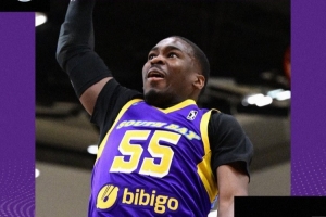 湖人季中賽冠軍成員！獨(dú)行俠與后衛(wèi)迪莫伊-霍奇簽下訓(xùn)練營合同