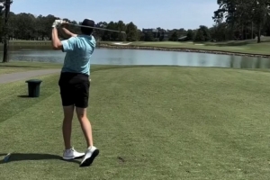 詹姆斯能在高爾夫上打爆你？里夫斯：我愛老詹 但這絕不會(huì)發(fā)生