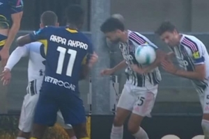 前裁判：若昂-馬里奧的手球不該判點(diǎn)球 奧爾班的沖撞黃牌應(yīng)給紅牌