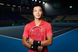 中網(wǎng)男單資格賽首輪，孫發(fā)京0-2輸球無緣決勝輪