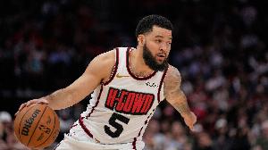 火箭新控衛(wèi)12月下旬加盟？屆時有多人解禁可交易 包括范喬丹