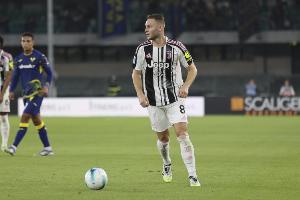 米體：庫(kù)普梅納斯需耗費(fèi)3600萬(wàn)預(yù)算+年薪450萬(wàn)，相當(dāng)于一球320萬(wàn)