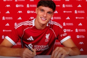 斯洛特談萊奧尼傷情：需要進(jìn)一步評(píng)估，球員情緒令我有些不安