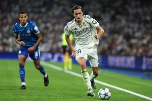 阿斯：卡雷拉斯改踢中后衛(wèi)表現(xiàn)依舊搶眼，防守到位且傳控能力出色