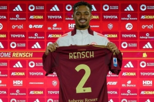 啟蒙教練：倫施小時候踢中衛(wèi)但滕哈赫讓他踢邊后衛(wèi) 他曾放棄足球