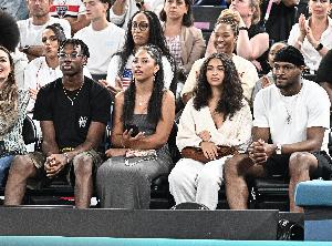 夸梅：即使老詹真出軌薩瓦納也不該和他離 很多人被背叛后繼續(xù)過(guò)