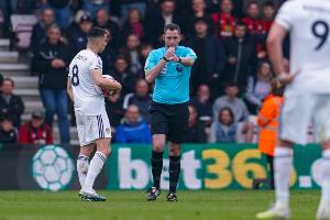 官方公布?xì)W冠國(guó)米vs布拉格斯拉維亞裁判組：英格蘭主裁卡瓦納執(zhí)法