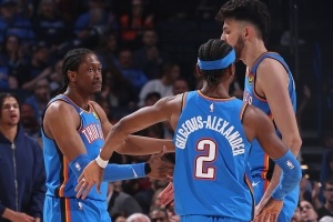 兵強(qiáng)馬壯！雷霆公布25-26賽季訓(xùn)練營大名單：新三少領(lǐng)銜 總共21人