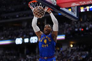 NFL新星：我的擒殺動作是從籃球中學(xué)的 經(jīng)?？赐俅蚯虿⒛７滤? >
                                        </div>
                                    </div>
                                                                        <div   id=