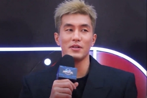 “廢話文學(xué)”+尬舞化身快樂氮泵 郭艾倫微博之夜整活合集