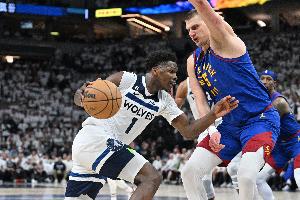 愛德華茲：我們不應(yīng)該只關(guān)注雷霆 約基奇身邊搭配好射手會很可怕