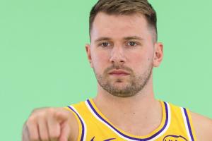 湖人訓練營名單東契奇體重244磅 上賽季開賽230磅&最高270磅