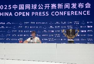 辛納：中網(wǎng)很特別想在這打十年 別拿我和德約比較 他屬于不同聯(lián)賽