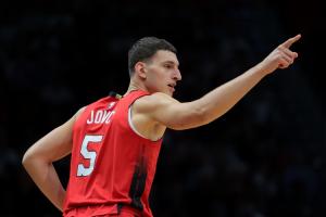 約維奇是第五個(gè)提前續(xù)約的2022屆新秀 12號(hào)秀和莊園最高5年2.87億