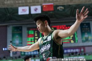 本土得分王！林葳上賽季常規(guī)賽場均21分 季后賽30.5分6.5板11助