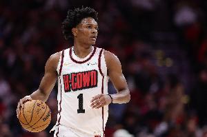 阿門：有球無球我都高效 我能適配任何陣容 菜鳥時我還打過中鋒