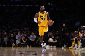 Skip：湖人以為合同年會(huì)激發(fā)全力詹 但詹姆斯的回應(yīng)是“去你的”