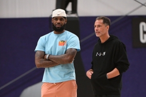 Skip：詹姆斯和湖人的局中局詹已經(jīng)輸了 他不愿離開LA的完美生活