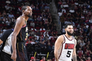 杜蘭特：有沒有控衛(wèi)我都能打球 當然有個能持球能組織的球員更好