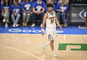 阿德爾曼：穆雷狀態(tài)看起來很棒 休賽期他組織球隊訓(xùn)練我很欣慰