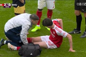 又傷一員？賴斯第79分鐘捂腰傷退，梅里諾、馬丁內(nèi)利替補(bǔ)登場