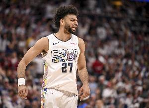 穆雷：瓦蘭被低估了 他籃下表現(xiàn)穩(wěn)定身體對(duì)抗極強(qiáng)會(huì)成為對(duì)手麻煩