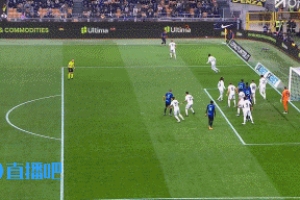 壓著打！迪馬爾科遠(yuǎn)射變線入網(wǎng)，但越位在先進(jìn)球無(wú)效