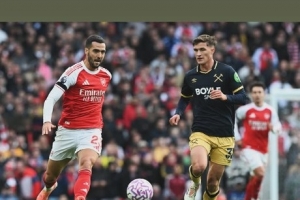 登頂！梅里諾社媒：＋3分，英超榜首！