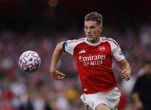 差點(diǎn)進(jìn)球運(yùn)！約克雷斯近6場5首發(fā)0進(jìn)球，本賽季至今10場3球