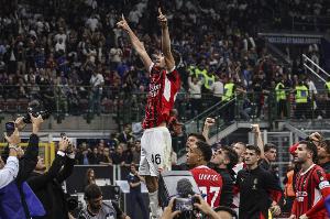 加比亞：更衣室里的氛圍當(dāng)然不算開(kāi)心，我們所有人都想贏這場(chǎng)比賽