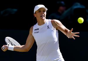 武網(wǎng)首秀告捷！斯瓦泰克兩個(gè)6-1橫掃對(duì)手，晉級(jí)武網(wǎng)第三輪