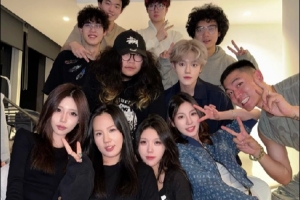 高詩巖妻子更新社媒：畢業(yè)啦告別墨爾本 離別這一課 永遠學(xué)不會