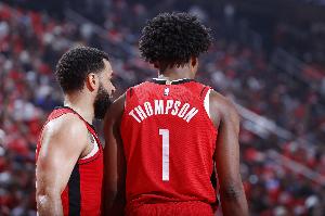 阿門：范弗里特告訴我要努力成為場上指揮官 他是最好的控衛(wèi)之一