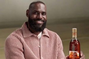 Windhorst：聽說有人簽不用露面的代言合同 詹姆斯的操作完全相反