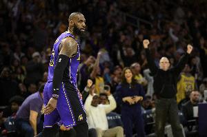 Skip：詹姆斯40歲的人做事卻像個(gè)巨嬰 湖人沒給他合同就天天裝病