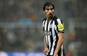 斯科爾斯：人們可能會(huì)說(shuō)賴斯是英超最佳中場(chǎng)，但我覺(jué)得托納利更好