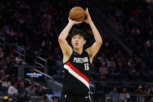 媒體人談楊瀚森表現(xiàn)：想去更遠、更大的舞臺 必須要有三分球