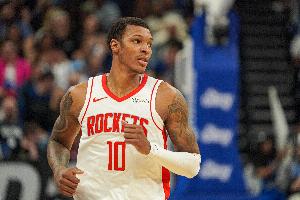 小賈巴里前兩場季前賽場均13.5分4.5板 命中率52.6% 三分55.6%