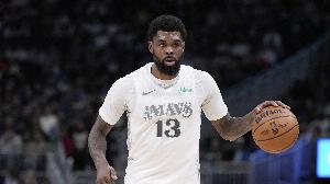 全面表現(xiàn)！馬紹爾8投5中得到13分3板4助3斷