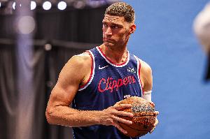 香迷糊了！大洛佩斯3記三分球拿下15分1板1助3帽