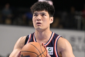 廣州隊(duì)NBA季前賽場均凈負(fù)46分！媒體人：多出去 挨虐是另一種學(xué)習(xí)