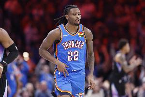 卡森-華萊士：獨(dú)特的封蓋跳投能力源于本能 要做好預(yù)判