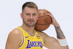 明天打獨(dú)行俠？東契奇：我開(kāi)啟了新篇章 但對(duì)舊主總會(huì)有特別感覺(jué)