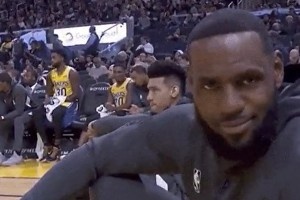 美網(wǎng)友熱議吹楊“決定1”：軒尼詩廣告+1 老詹超級(jí)模仿秀！