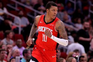 今日26分5板！火記：這是我迄今見(jiàn)過(guò)小賈巴里的最強(qiáng)形態(tài)