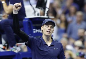 辛納：參加六王賽不是為了錢那是在說謊 希望與德約打出精彩比賽