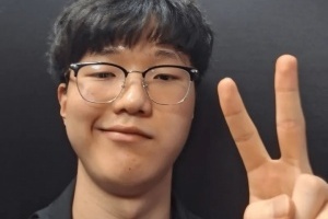 戰(zhàn)勝TES后，KT上單PerfecT發(fā)文：三連勝晉級(jí)八強(qiáng)！太棒了