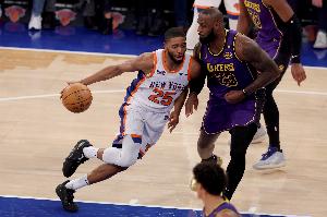 詹姆斯季中交易最可能去哪？記者和薪資專家一致認(rèn)為：尼克斯